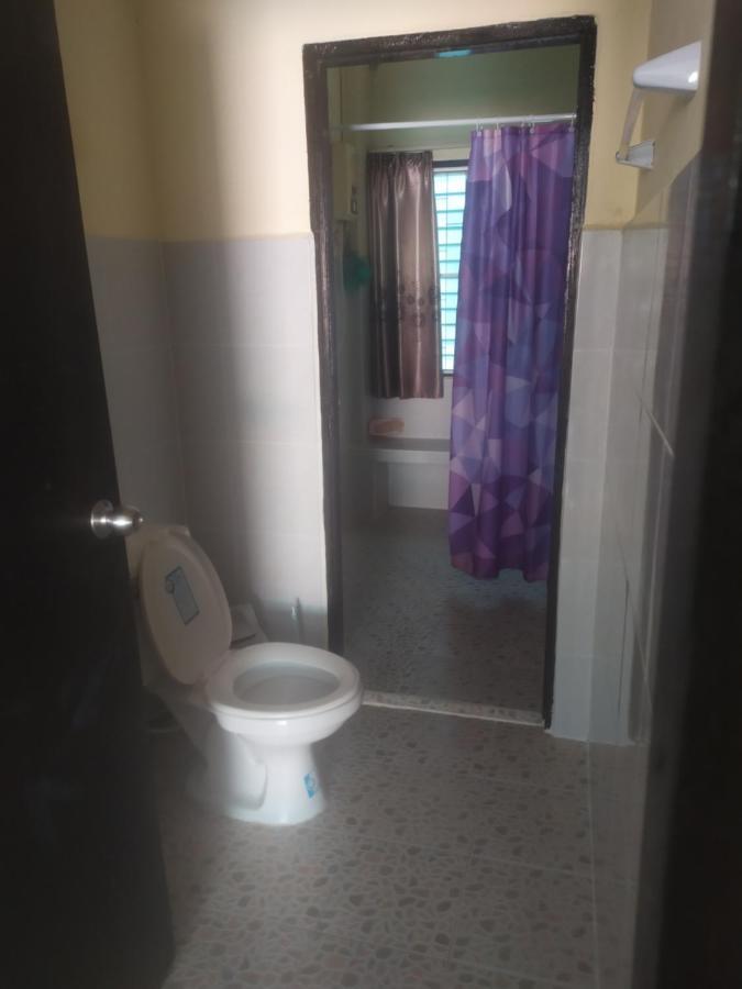 Artem's Guesthouse Jomtien Beach Extérieur photo