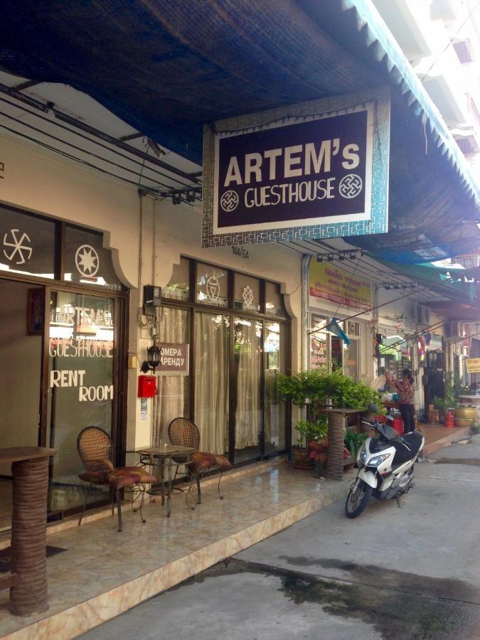 Artem's Guesthouse Jomtien Beach Extérieur photo